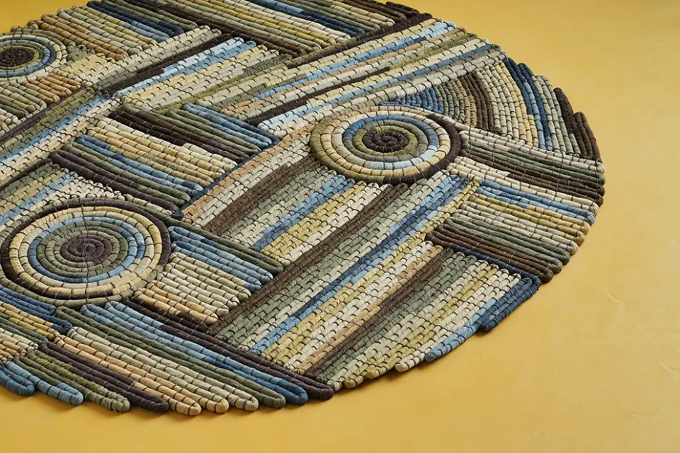 Round Rug, image 1