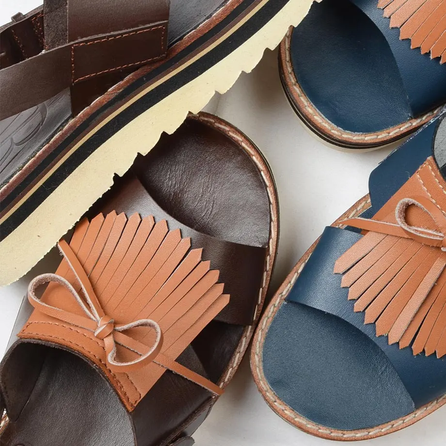 The Riley in Caramel, image 5