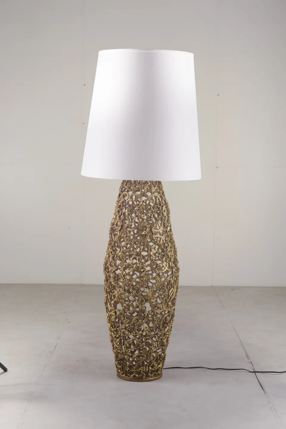 Alexandra Floor Lamp, image 2