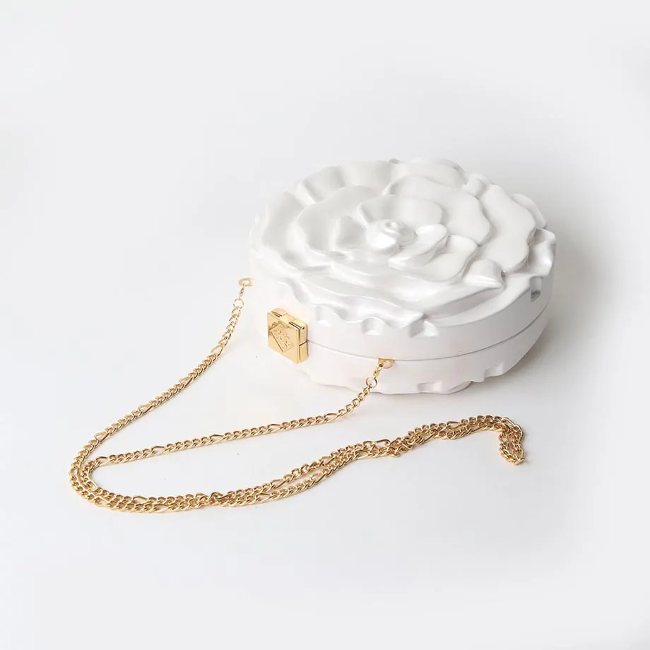 Rosa White, image 4