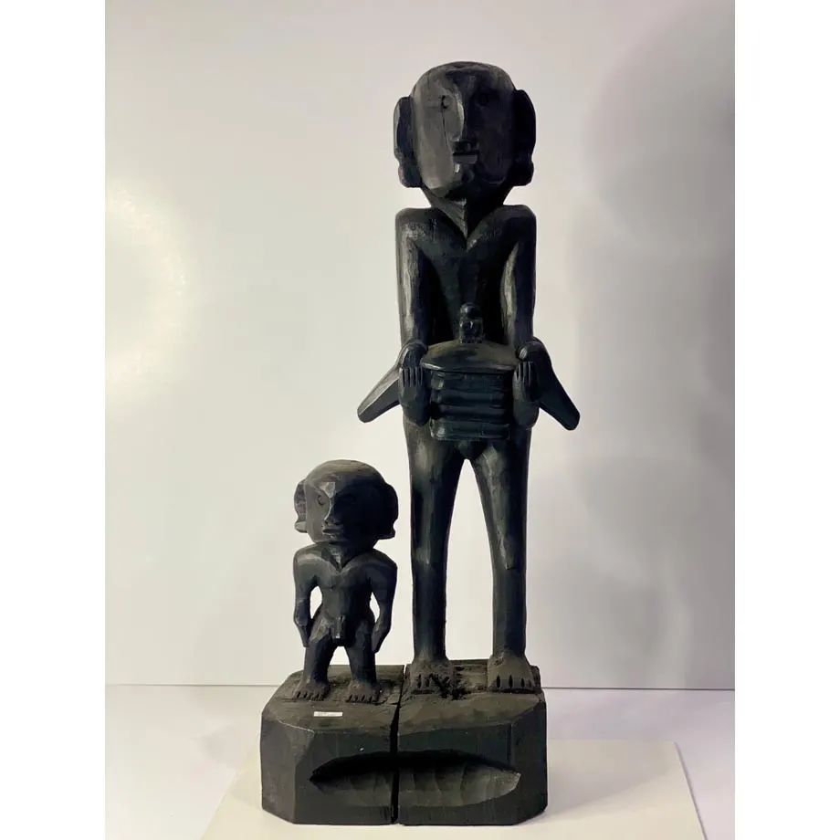 Bulul with Child, image 1
