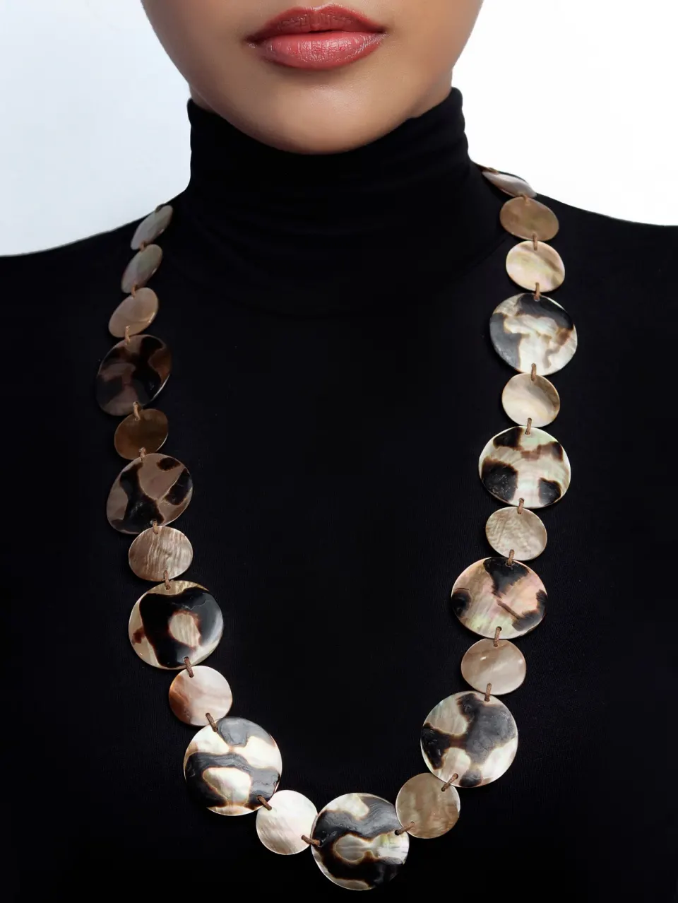 BROWNLIP LONG ALTERNATIVE ROUND NECKLACE, image 4