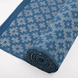 PUSO table runner, image 4