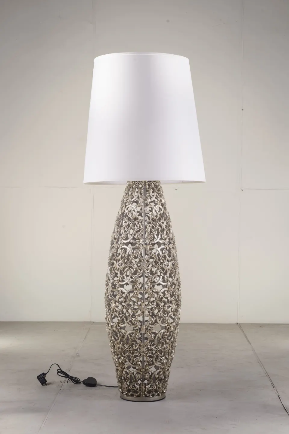 Alexandra Floor Lamp, image 1