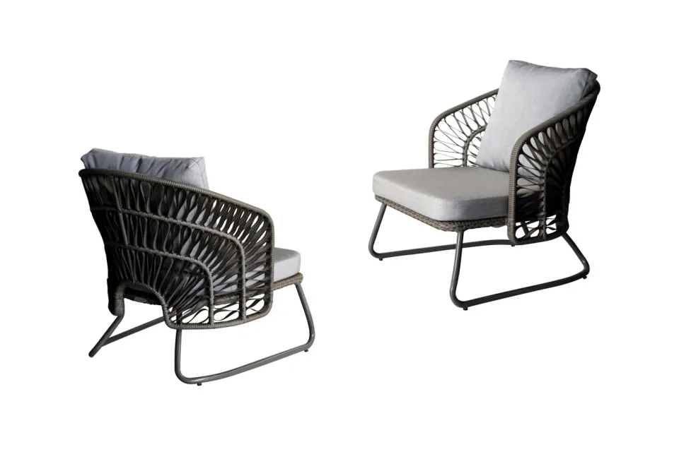 Akho Lounge Chair
