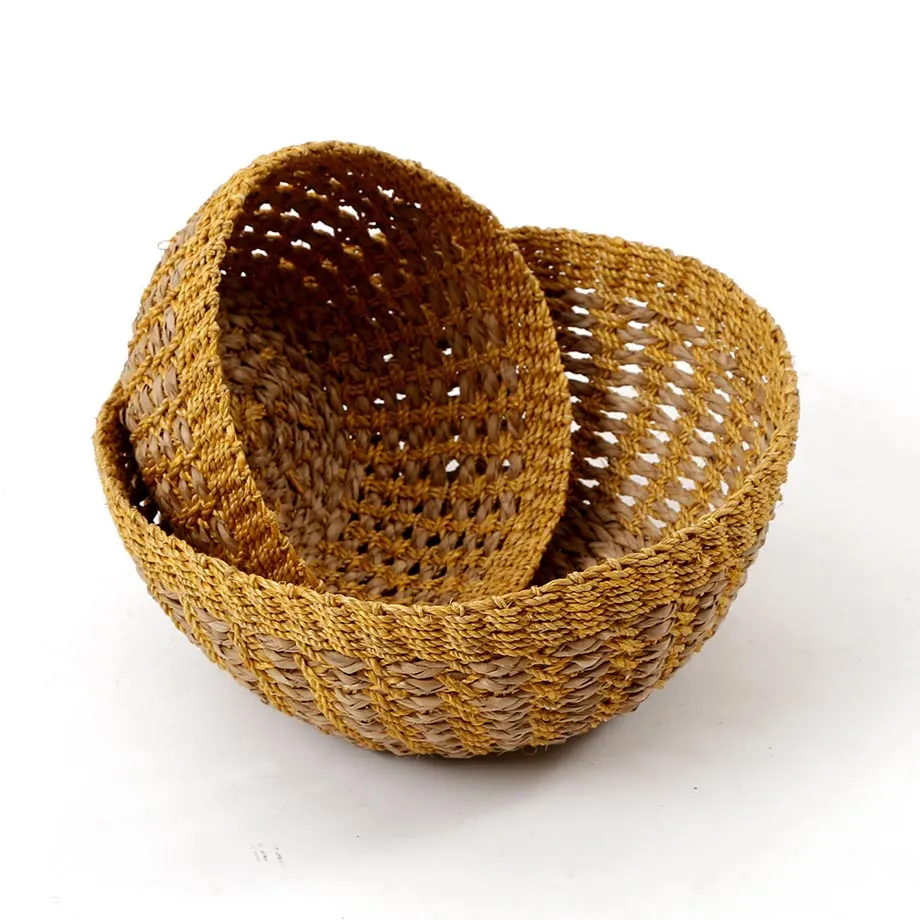 Round Browngrass/Abaca twine bowl, crisscross design, image 2