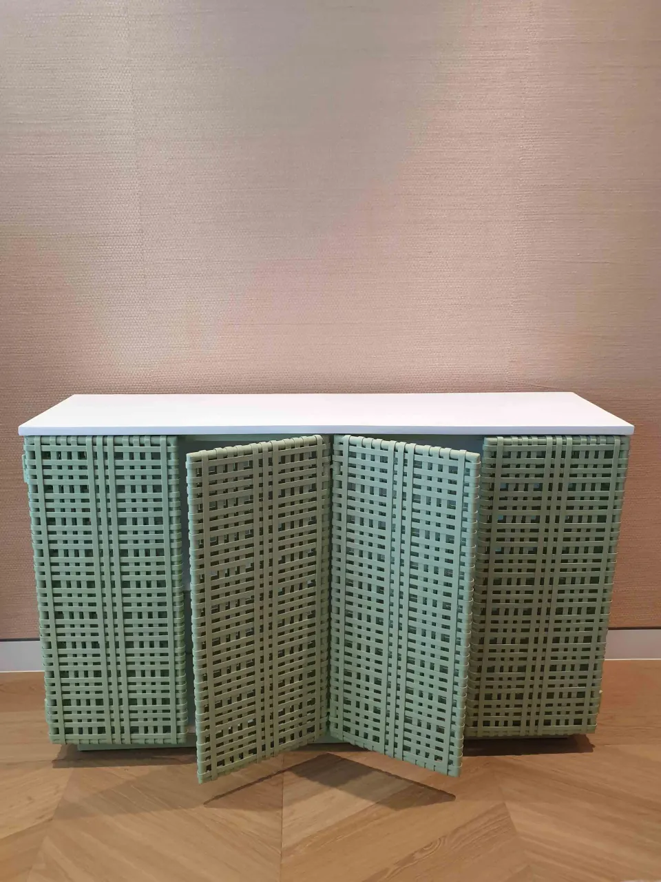 CHEQUE chest of drawers, image 1
