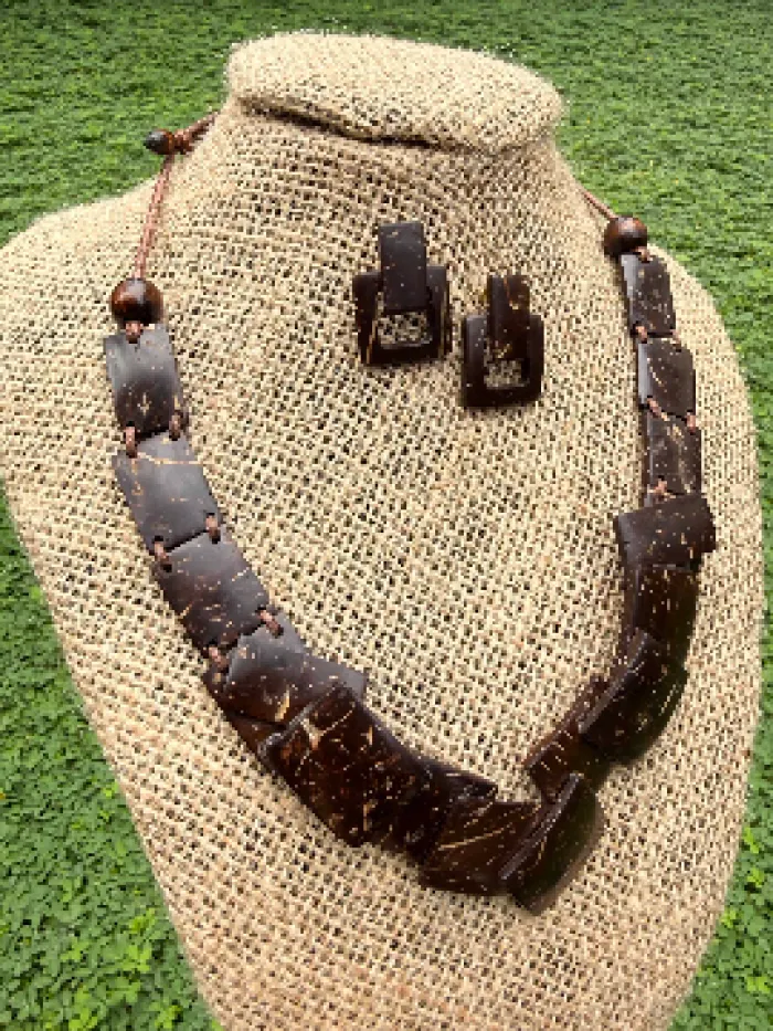 Geometrix Collection: Matrix Necklace and Earrings Set, image 2