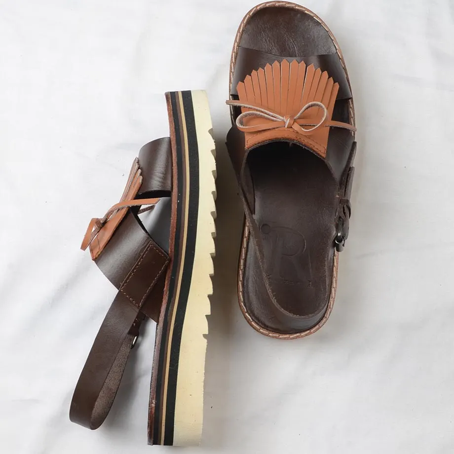 The Riley in Caramel, image 4