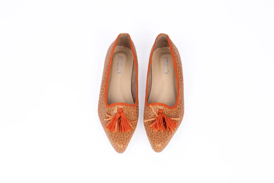 Footwear 19, image 1