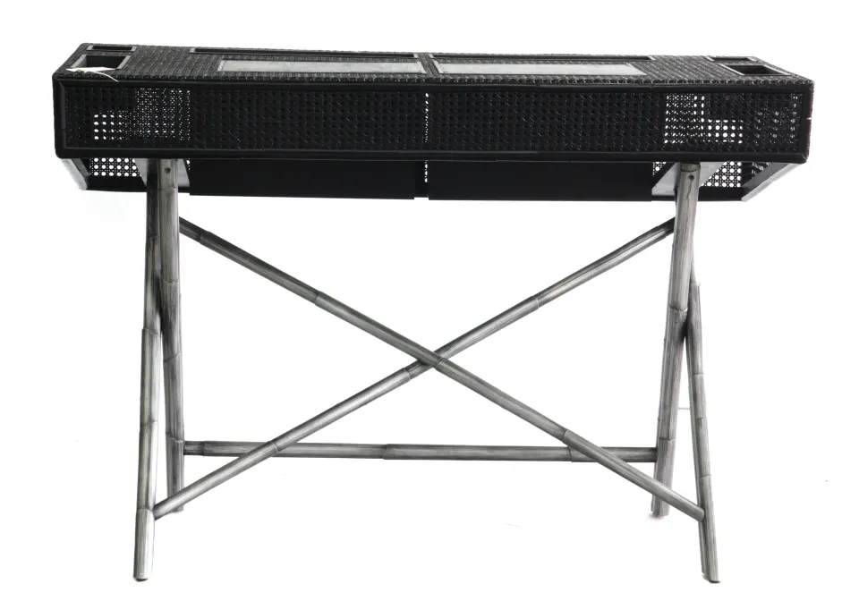 Desk 201, image 2