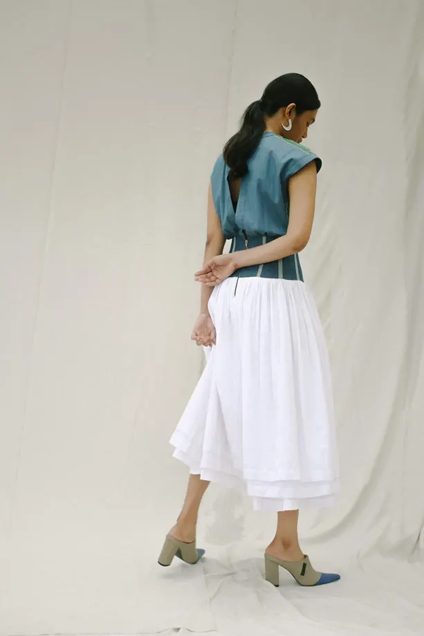 Look 3: A Corset Shirt Dress, image 2