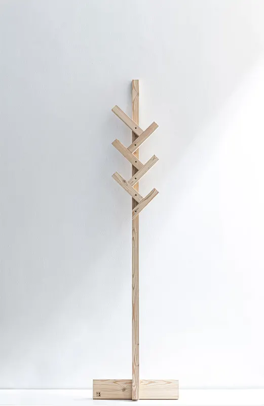 Tombo Hanger, image 1