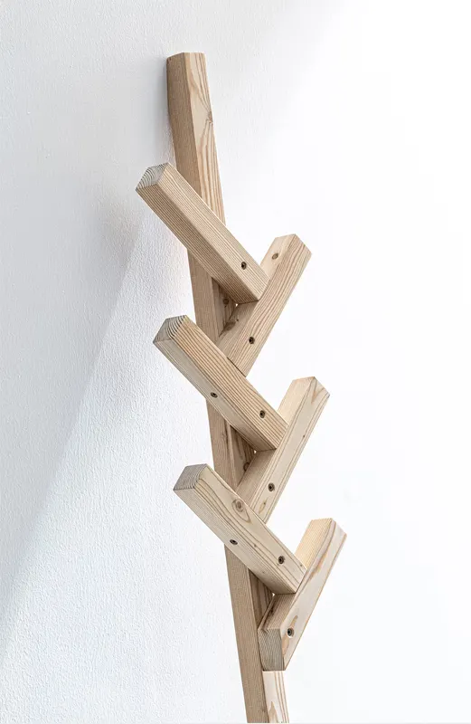 Tombo Hanger, image 3