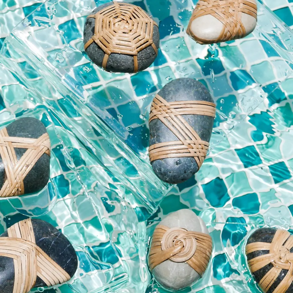 WOVEN STONES, image 4