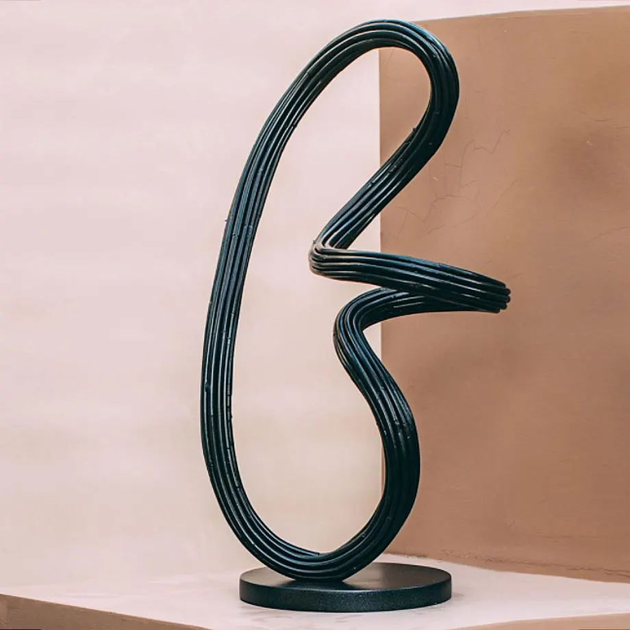 Largo Sculpture, image 3