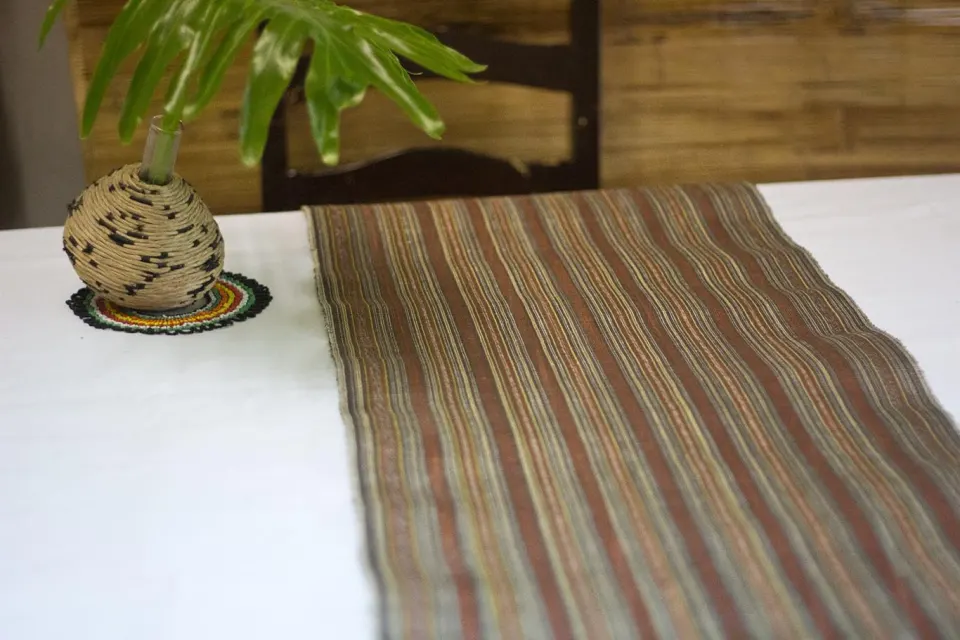 Hinabol Table Runner w/ Placemat, image 1