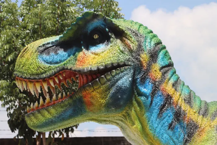 Giant 9 meter T-rex, image 2