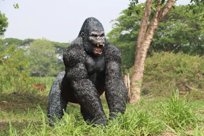 Larger then life Gorilla, image 5