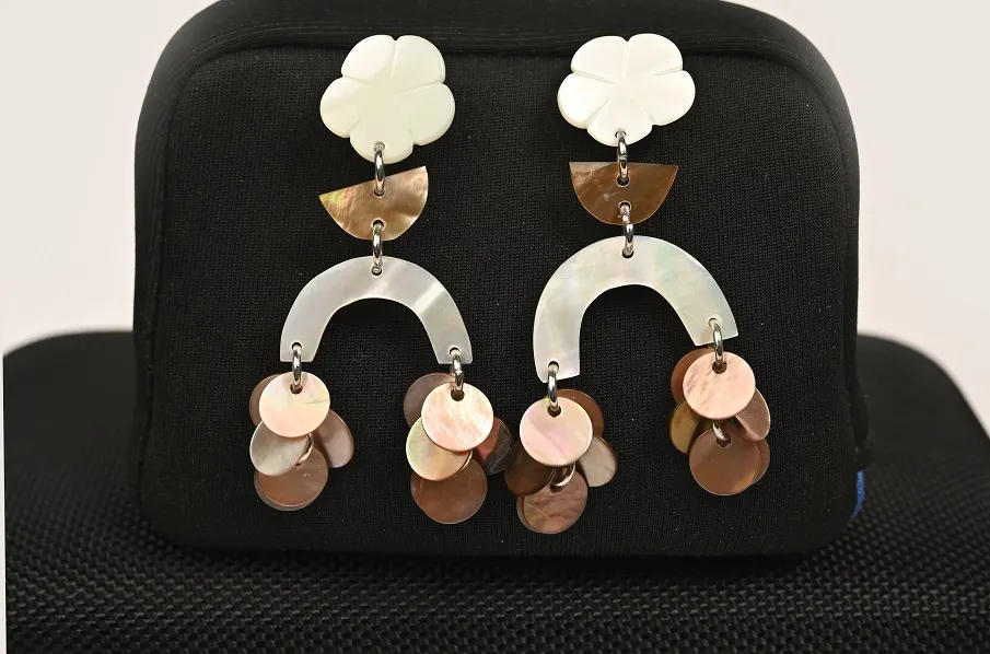 Flower Dangling Earrings, image 1