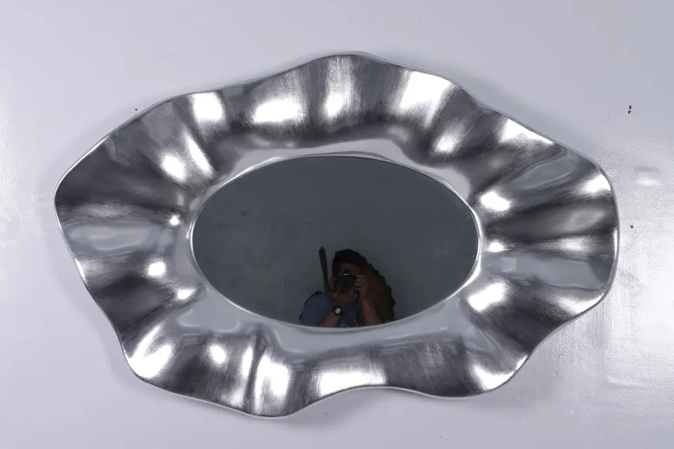 Dali Mirror, image 2