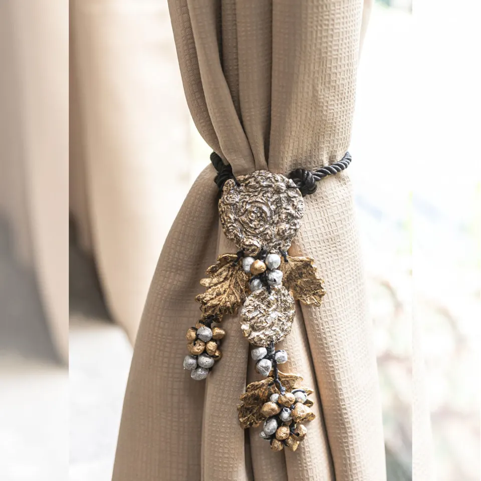 Curtain Tieback, image 3