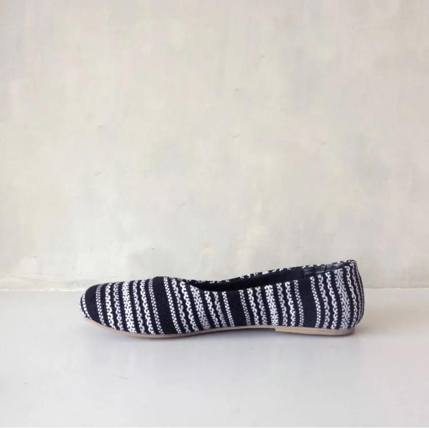 Foldable Flats, image 3