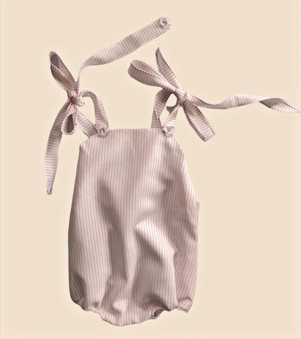 ' LILOU ' Onesie, image 4