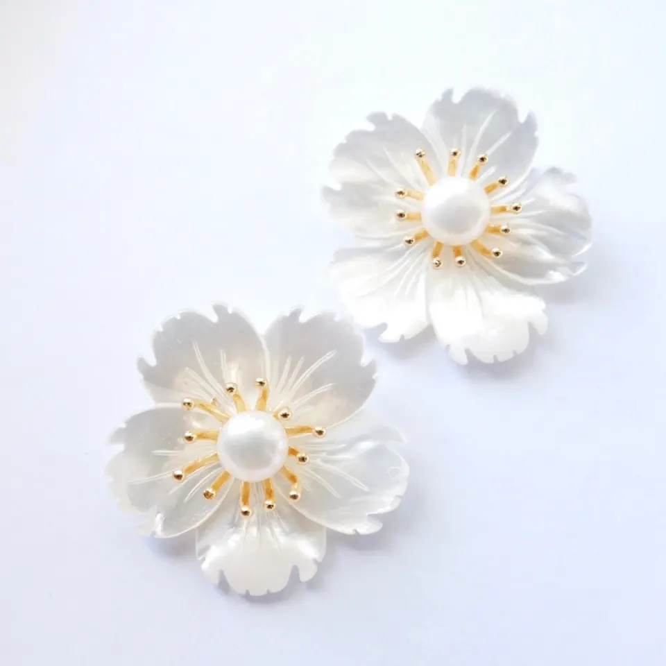 Belinda Classic Earrings | White with white pearl, image 2