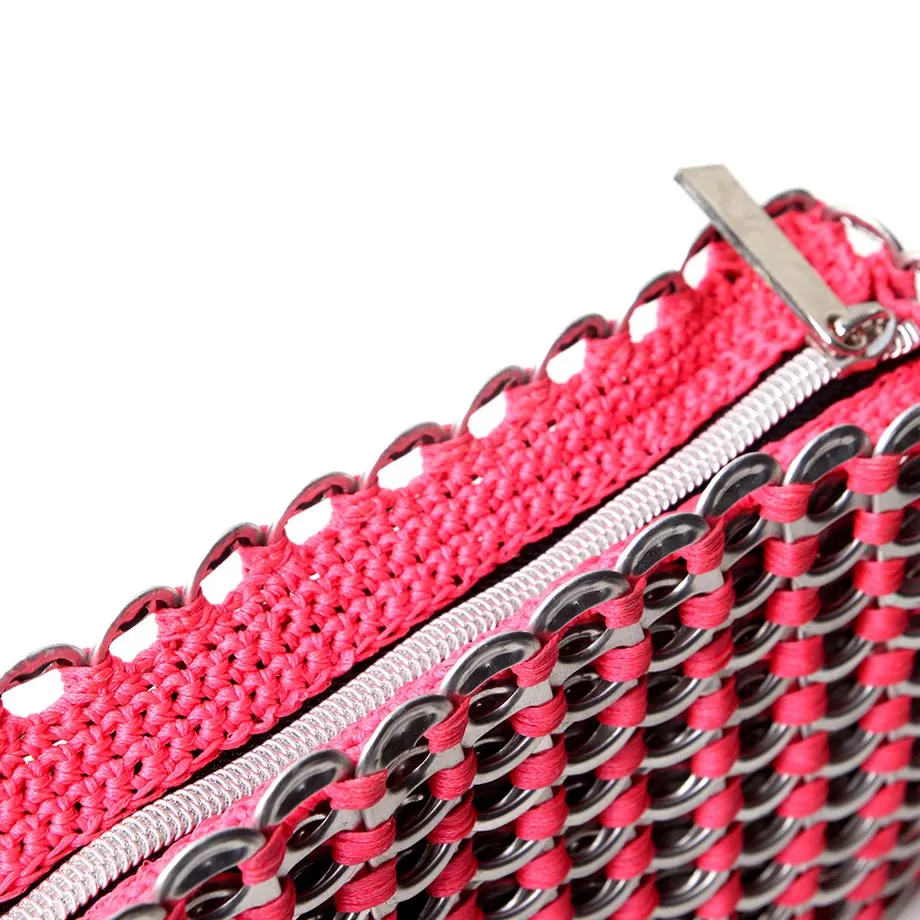 Clutch, image 1