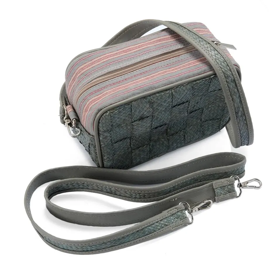 Tessa (Gray), image 2
