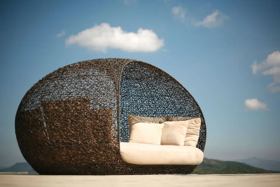 Iraya Daybed
