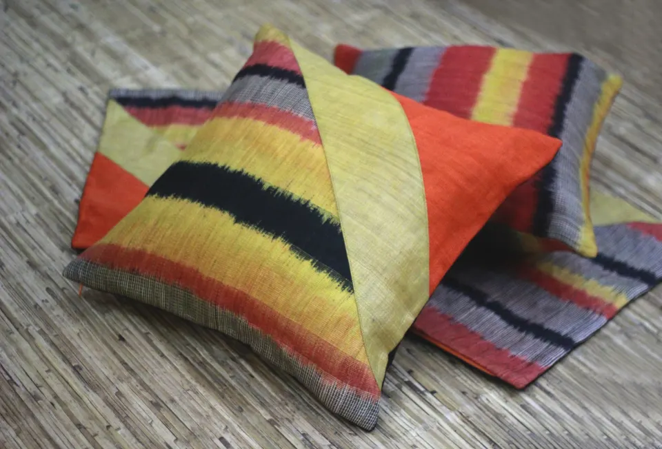 Throw Pillows, image 4