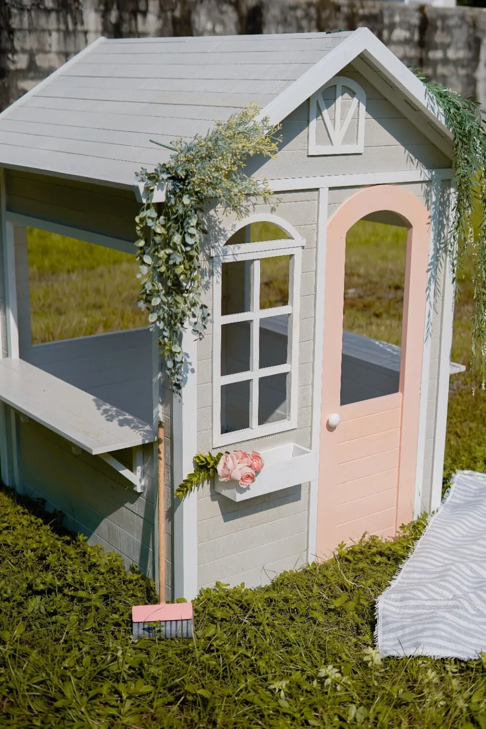 Enchanted Cottage, image 4