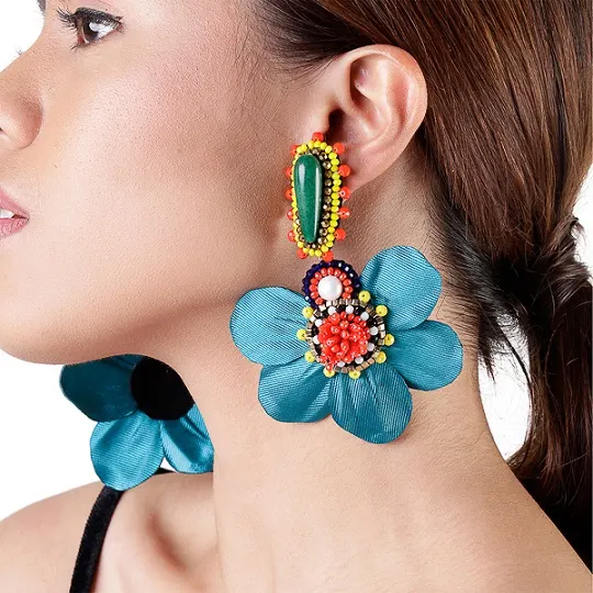 Perahta Earrings, image 1