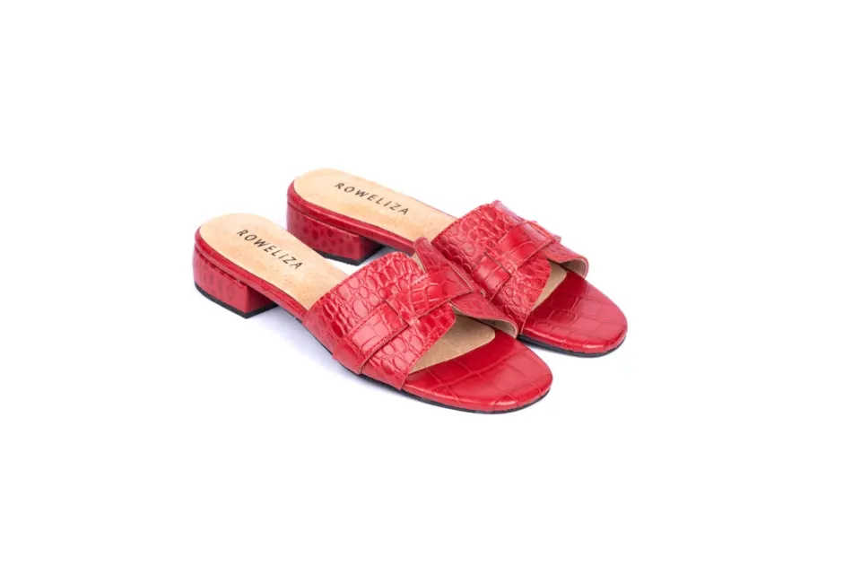 Footwear 16, image 3