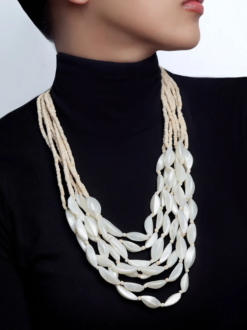 AHOS2X MULTIPLE STRAND NECKLACE, image 3