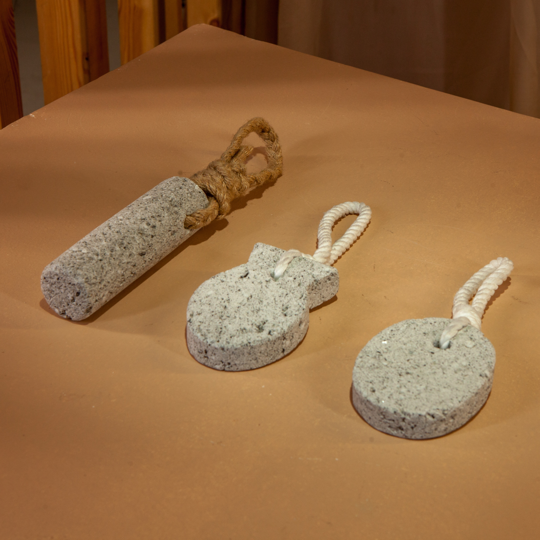 Why You Shouldn't Use Pumice Stones - Viabuff